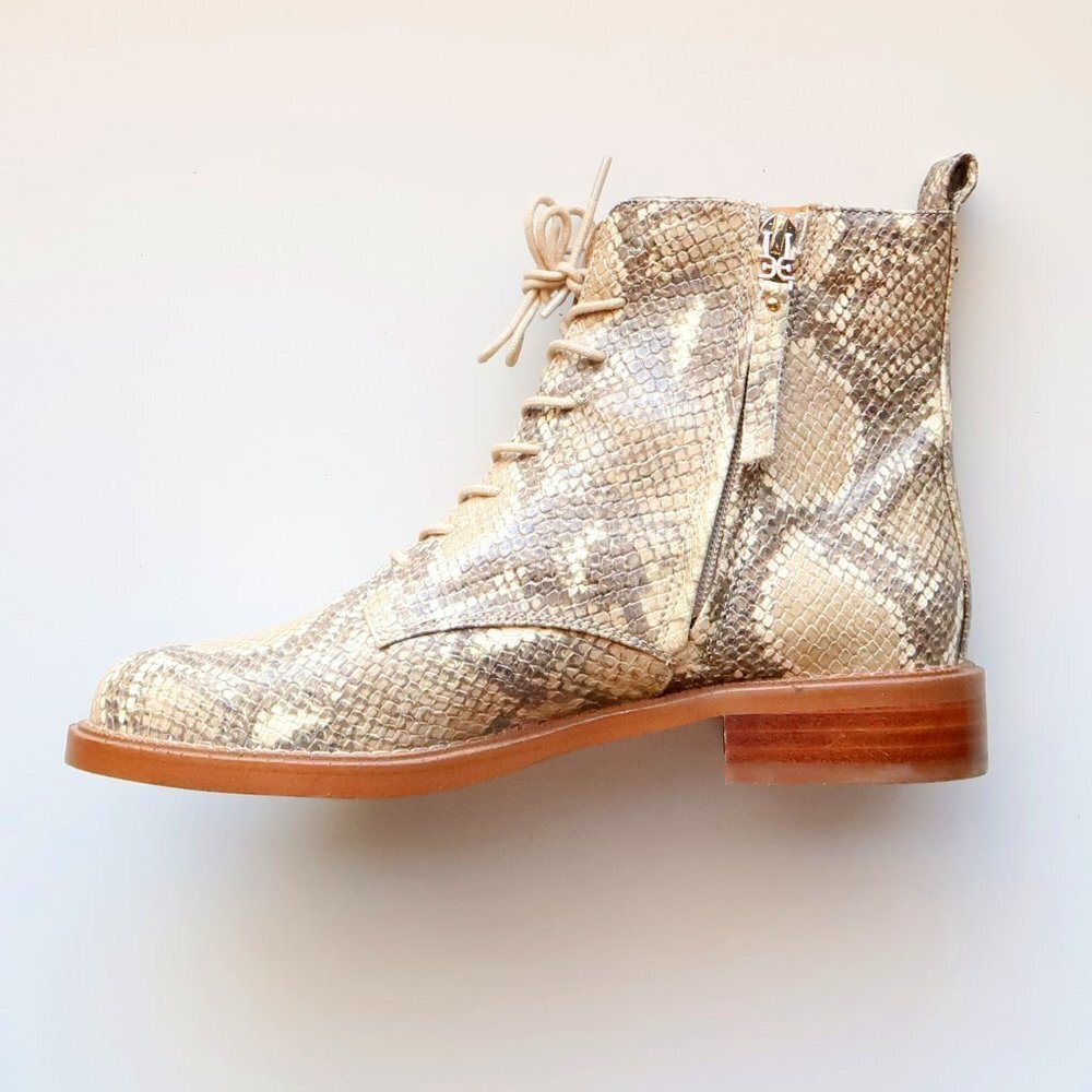 Like New Sam Edelman Nina Snakeskin Lace Up Ankle Boots/Booties Size 8. - Picture 10 of 16